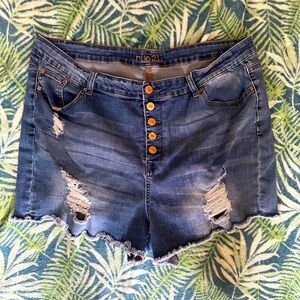 RUE 21 PLUS size 24 high rise distressed shorts